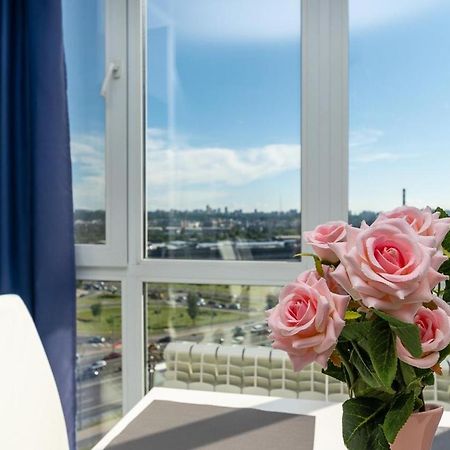 Fashionable Panoramic Apartments Dnieper. Obolon 基輔 外观 照片
