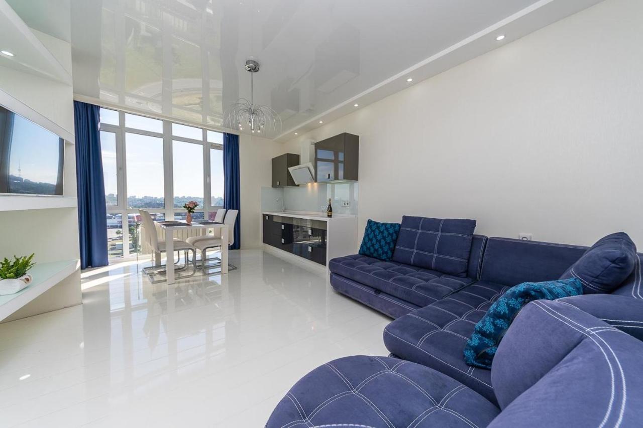 Fashionable Panoramic Apartments Dnieper. Obolon 基輔 外观 照片